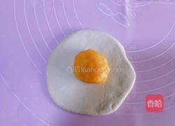 猪猪奶黄包的做法图解2