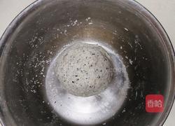 黑芝麻甜甜圈的做法图解5