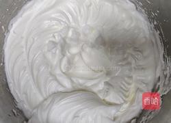戚风蛋糕(8寸一个或者6寸两个)的做法图解13