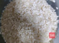 银耳雪梨红枣粥的做法图解3