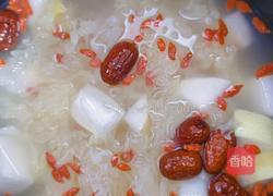 银耳雪梨红枣粥的做法图解4