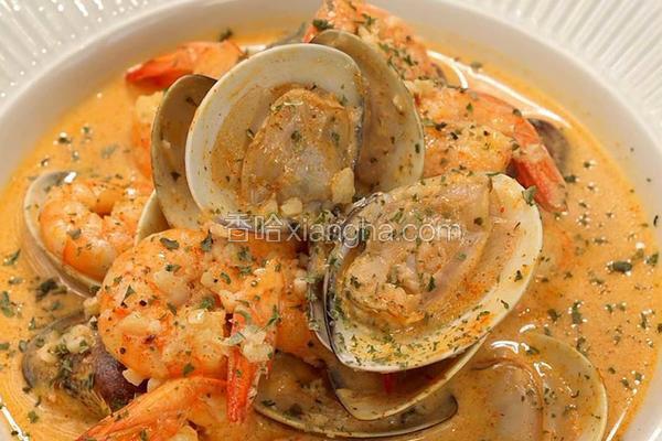 蒜香奶油烩海鲜