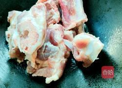 筒子骨莲藕汤的做法图解5