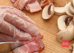 奶油培根意面的做法图解2