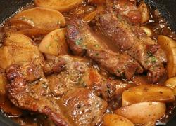 苹果炖猪排