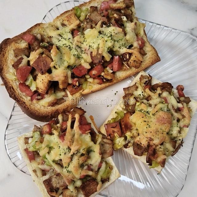 撒些欧芹碎（可省略此步骤）