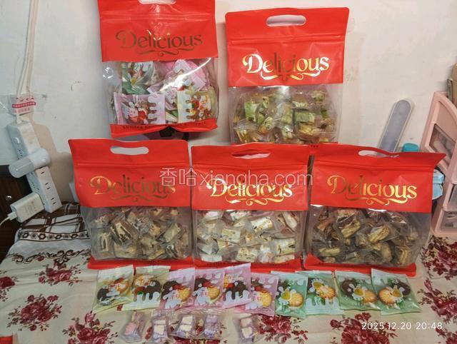 放入机封袋，封口，保存时间久
放入大包装袋，我这一斤的包装
也可以多做几个口味，混合包装，送礼佳品