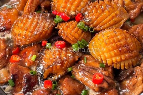 黑松露鲍鱼鸡煲