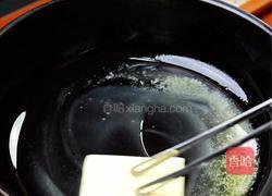 蒜香奶油烩海鲜的做法图解1