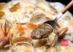 蒜香奶油烩海鲜的做法图解6