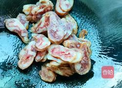 荷兰豆炒香肠的做法图解4