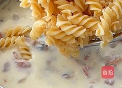 奶油虾滑蘑菇意面的做法图解6