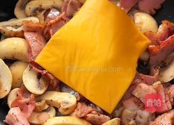 奶油培根蘑菇土豆的做法图解6