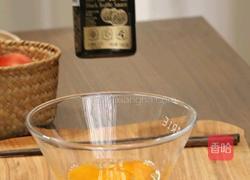 蟹柳滑蛋三明治的做法图解2