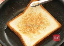 蟹柳滑蛋三明治的做法图解3