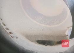 油泡炸蛋的做法图解3