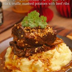 黑松露土豆泥牛排骨的做法[图]