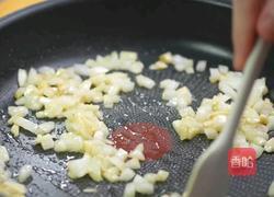 黑松露牛油果蒜香虾的做法图解3