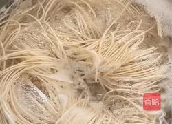 溏心蛋清汤面的做法图解4
