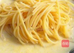 蒜香虾仁意面的做法图解5