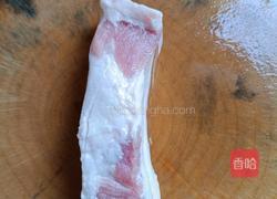 蒜苔炒五花肉的做法图解1