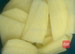 叉烧焖土豆片的做法图解2