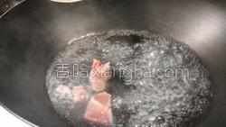 冬瓜薏仁瘦肉汤的做法图解2