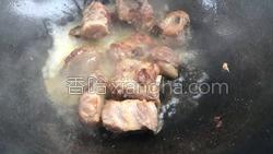海带猪排骨汤的做法图解5