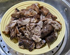 午餐🥣烧鹅，豆芽，牛肉枸杞叶汤[图]