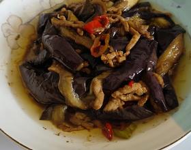 肉丝炒茄子条也很好吃😍[图]