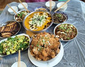 丰盛的晚餐[图]