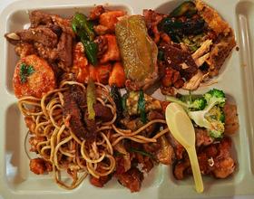 【大学美食】25元自选盒饭！[图]